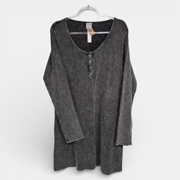 PINK Victoria's Secret Tops - Victorias Secret PINK XXL Thermal Henley Top Gray Mineral Wash Waffle Knit‎ NEW
